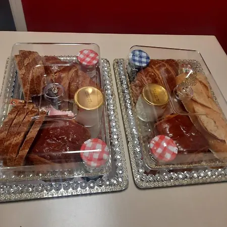 F2 Mass & Bo Lejlighed *